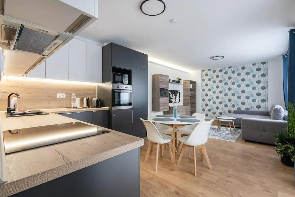 The Rose Garden Apartments - Будапешт 0*,  Венгрия